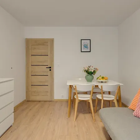 Przylesie Near Opera Lesna By Downtown Apartment